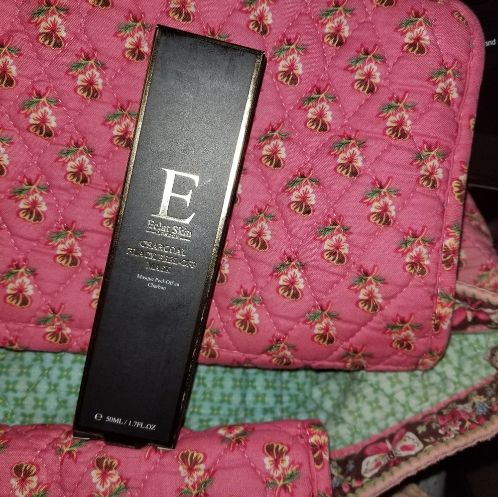 NIB Eclat Skin Charcoal Black Peel-Off Mask